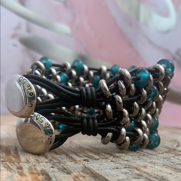 Silver and Teal Beaded Bracelet - Picture 1 of 2
